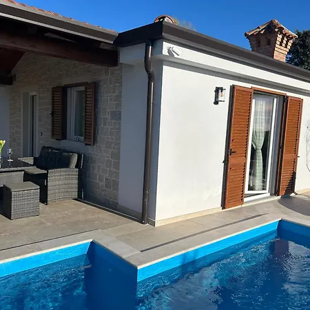 Milanezi * Вишнян