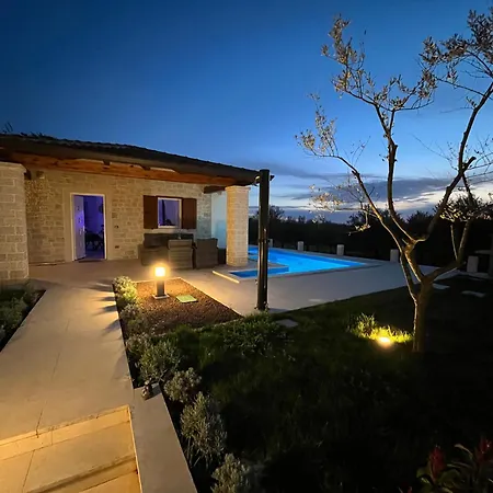 Milanezi Vila Višnjan