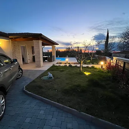 Milanezi Вишнян