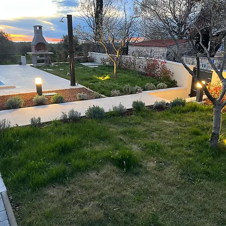 Вилла Milanezi *