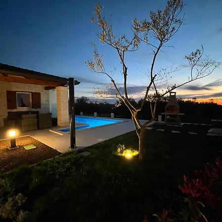 Milanezi Villa