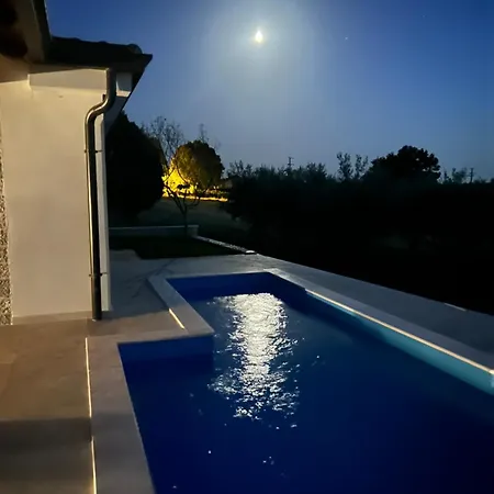 Milanezi Villa *