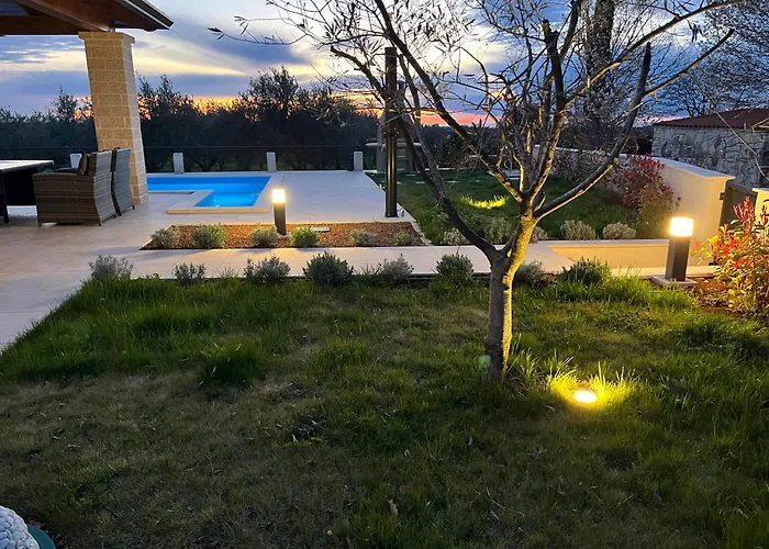 Milanezi * Višnjan