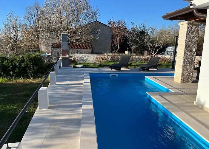 Milanezi Vila Visnjan