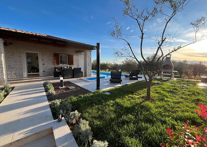 Milanezi Vila Visnjan